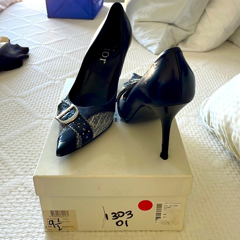 Christian Dior Black Leather Heels with Silver Buckle — Lightly used, like new